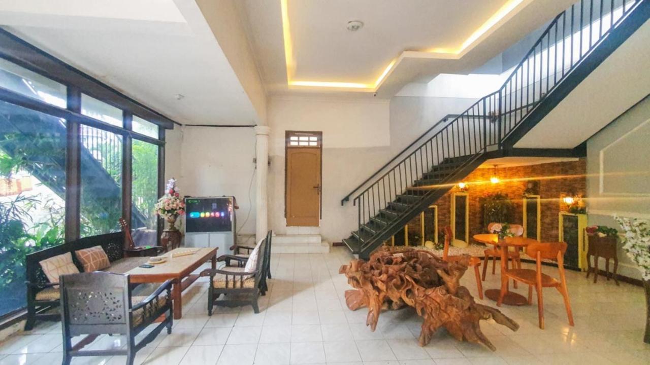 巴图 Reddoorz At Pujon Malang酒店 外观 照片